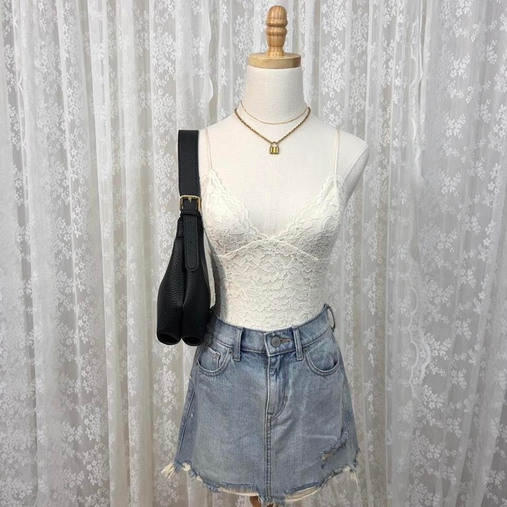 Express Lace Bodysuit Top Women's‎ XS Coquette Fairycore Feminine